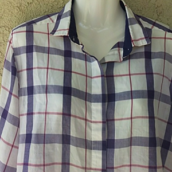 Exclusively Lord &Taylor collared button up and bu - Picture 2 of 8